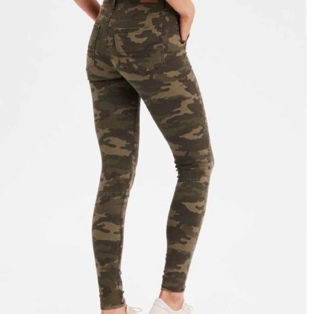 AE Camo High Rise Jeggings